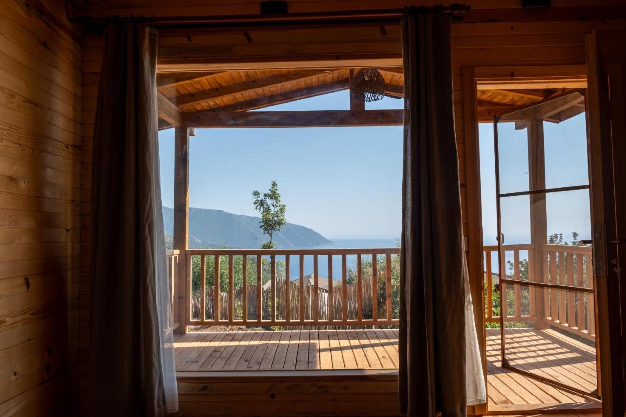 Отель Goat Bungalow And Camping Фаралия Экстерьер фото